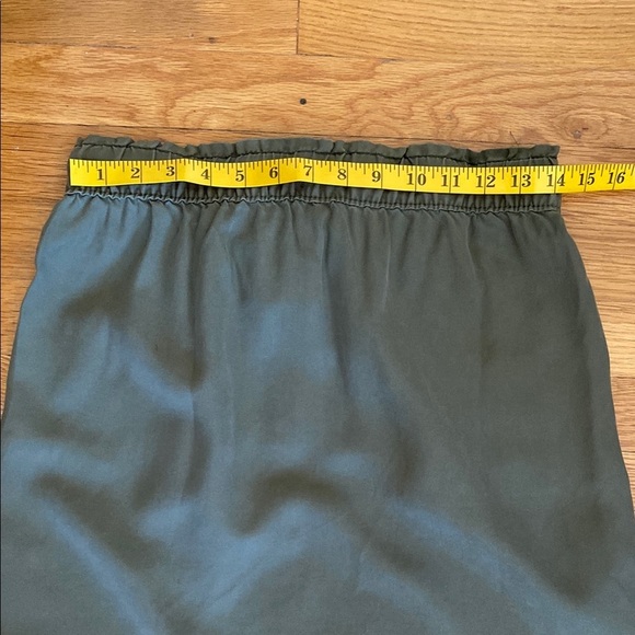 LOFT Cargo Skirt - Picture 5 of 6